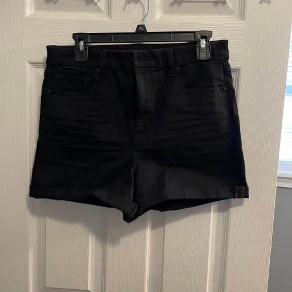 American Eagle Curvy High-Rise Shortie